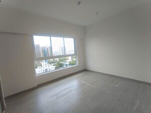 Room in 2 BHK Apartment at Rustomjee Seasons, Bandra East – for Sale