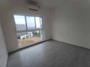2 BHK Apartment For Sale in Rustomjee Seasons, Bandra East