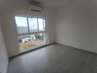 2 BHK 660 Sq.Ft. Apartment in Rustomjee Seasons