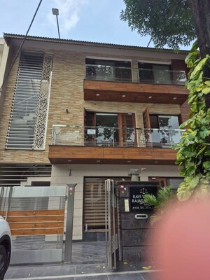 2 BHK Independent House For Rent in Sector 20