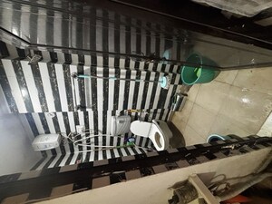 Bathroom in 1 BHK Builder Floor at New Ashok Nagar – for Rent