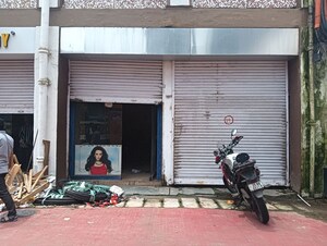  Shop For Rent in Tollygunge