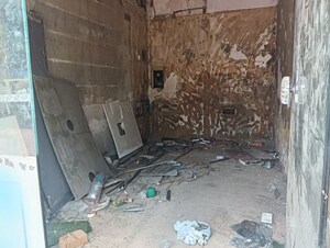 Bathroom in  Shop at Tollygunge – for Rent