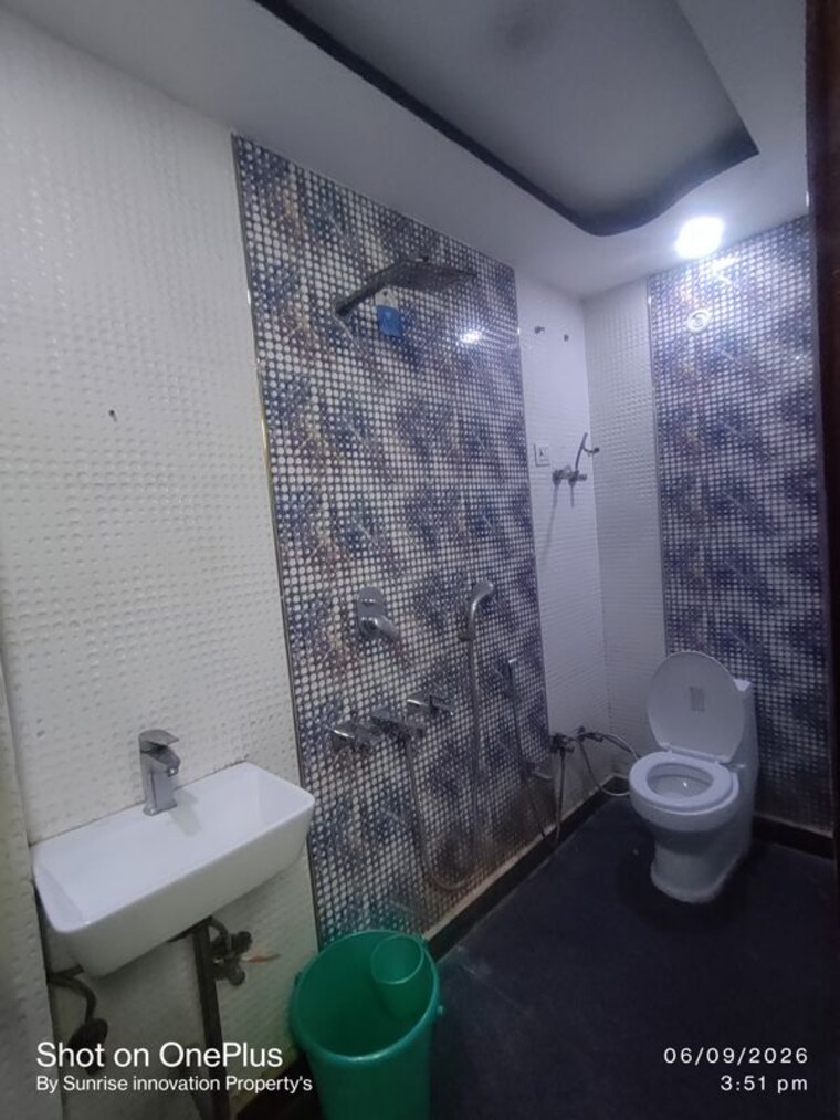Bathroom, mansa ram park 2 Bedroom 900 Sq.Ft. Builder Floor In Mansa Ram Park Delhi 10657570