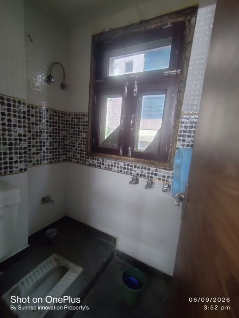 Attached Bathroom, mansa ram park 2 Bedroom 900 Sq.Ft. Builder Floor In Mansa Ram Park Delhi 10657570