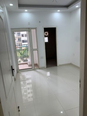 Room in 2 BHK Apartment at Amrapali Verona Heights Phase II, Amrapali Leisure Valley – for Sale