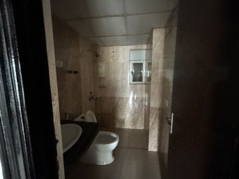 Bathroom, nimbus-the-hyde-park 3 Bedroom 1320 Sq.Ft. Apartment In Sector 78 Noida 10657128