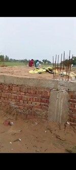 900 Sq.Ft. Plot in Bharti Apartments