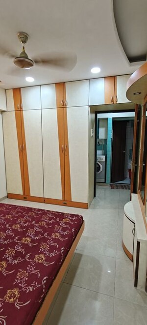 Room in 2 BHK Apartment at Nirmal Lifestyle Residency CHS Ltd, Mulund West – for Rent