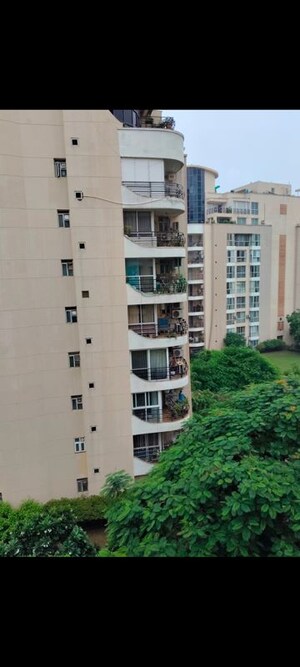 4 BHK Apartment For Rent in Pearls Gateway Tower, Sector 44
