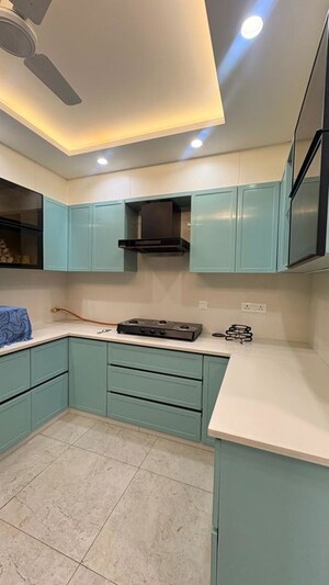 Kitchen in 3 BHK Apartment at Experion Capital, Gomti Nagar – for Rent