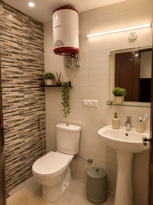 Bathroom in 3 BHK Apartment at Omaxe R2, Gomti Nagar – for Rent