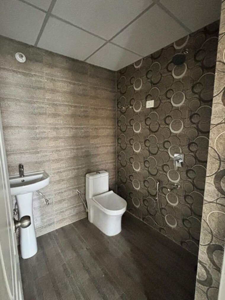Bathroom, mayfair-villas 3 Bedroom 1900 Sq.Ft. Villa In Faizabad Road Lucknow 10657603