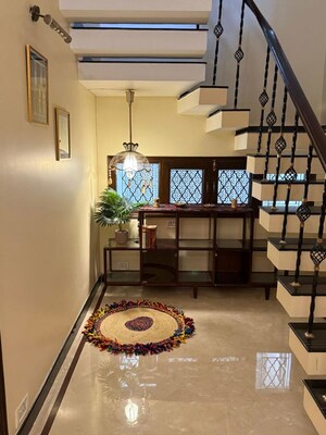 Furnished Amenities in 3 BHK Apartment at Vipul Greens, Sector 48 – for Rent