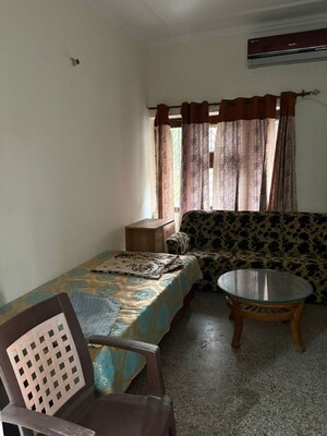 Living Room in 3.5 BHK Apartment at Parth Blue Monarch, Gomti Nagar – for Rent
