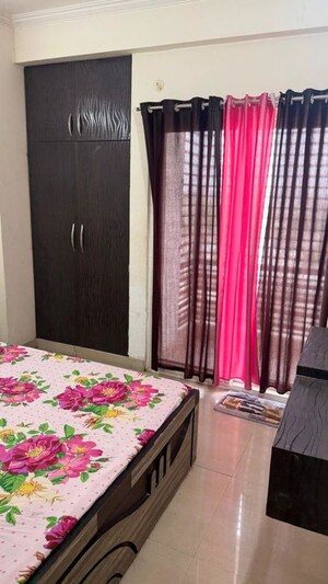 Bedroom in 3.5 BHK Apartment at Omaxe The Palace, Gomti Nagar – for Rent