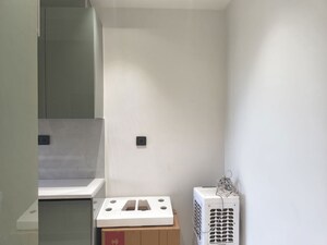 Furnished Amenities in 4 BHK Apartment at Omaxe Heights, Sector 86 – for Rent