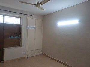 Room in 3 BHK Builder Floor at Ardee City, Sector 52 – for Sale
