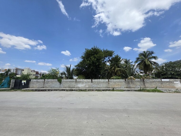  Parking, bannerghatta  25000 Sq.Ft. Plot In Bannerghatta Bangalore 10657695