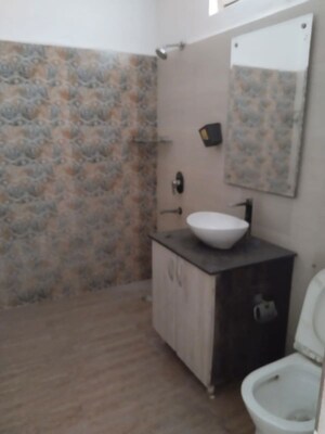 Bathroom in 2 BHK Apartment at Varun Enclave, Sector 28 – for Rent