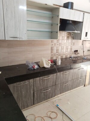 Kitchen in 2 BHK Apartment at Varun Enclave, Sector 28 – for Rent