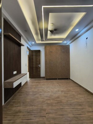 2 BHK Builder Floor For Sale in Shahberi