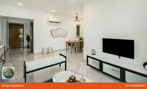 Team Area in 4 BHK Apartment at DB Woods, Goregaon East – for Rent