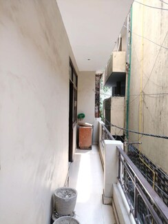 3 BHK Builder Floor For Rent in Mahavir Enclave 1