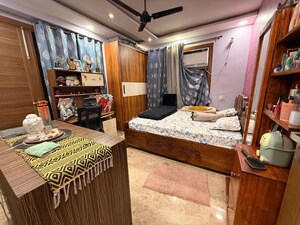 Room in 2 BHK Builder Floor at Mahavir Enclave 1 – for Rent