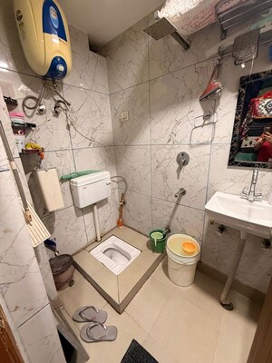 Washroom in 2 BHK Builder Floor at Mahavir Enclave 1 – for Rent