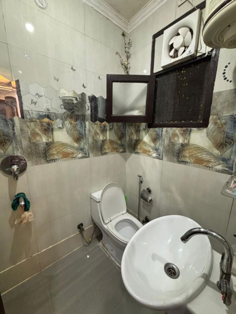 Team Area, mahavir enclave 1 1 Bedroom 450 Sq.Ft. Builder Floor In Mahavir Enclave 1 Delhi 10657725
