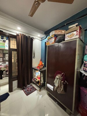 Furnished Amenities in 1 BHK Builder Floor at Mahavir Enclave 1 – for Rent
