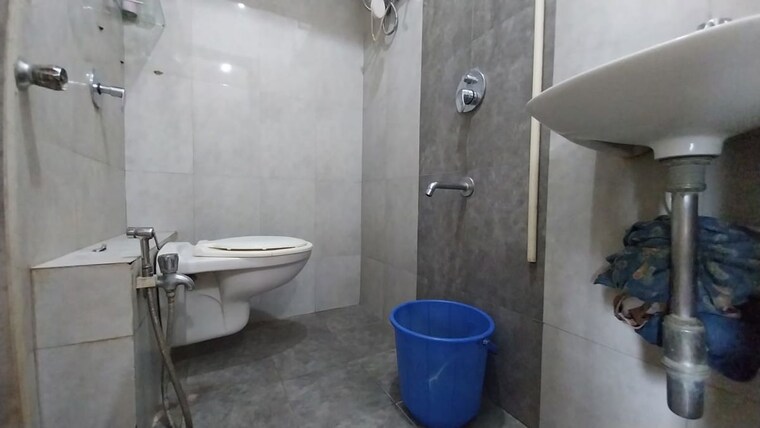 Bathroom, shiv-shakti-tower-28 1 Bedroom 436 Sq.Ft. Apartment In Malad East Mumbai 10657751