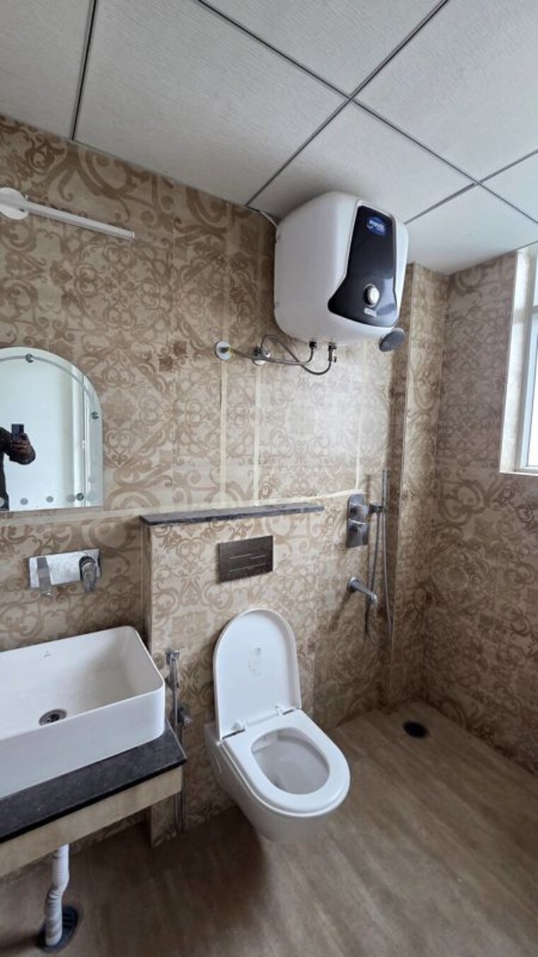 Bathroom, artique-uptown-skylla 2 Bedroom 1220 Sq.Ft. Apartment In International Airport Road Zirakpur 10657736