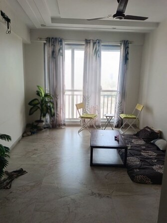 1 Rk  350 Sq.Ft. Apartment in MS Building