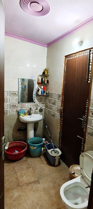 Bathroom in 2 BHK Builder Floor at Ashoka Enclave – for Rent
