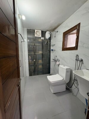 Kitchen in 2 BHK Builder Floor at Sector 38 – for Rent