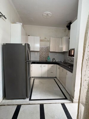Kitchen in 2 BHK Builder Floor at Sector 38 – for Rent