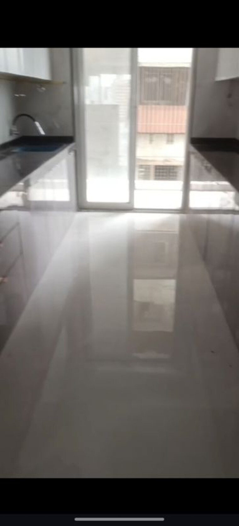 Kitchen, rubberwala-white-house 3 Bedroom 1198 Sq.Ft. Apartment In Sewri Mumbai 10657814