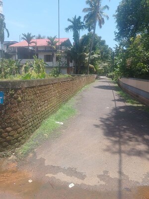  Plot – Exterior View View at Koorkenchery - for Sale