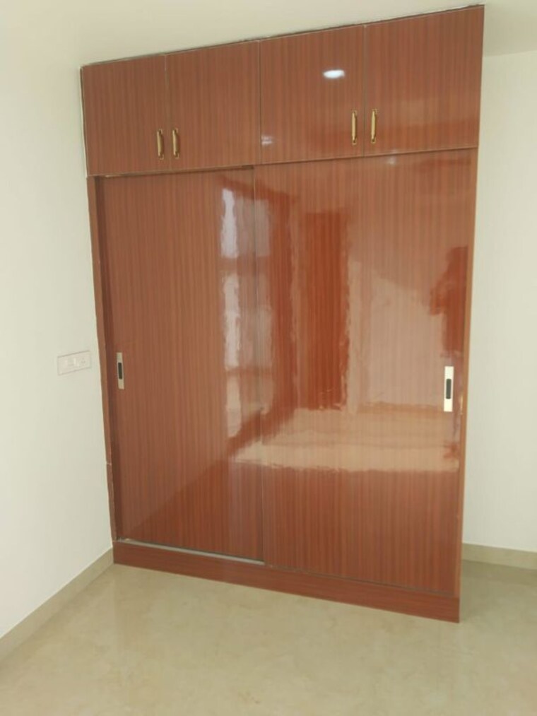 Bathroom, central-park-flower-valley 3.5 Bedroom 2150 Sq.Ft. Apartment In Sohna Sector 33 Gurgaon 10657832