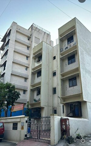  Shop For Rent in Meera Residency Malad East, Malad East