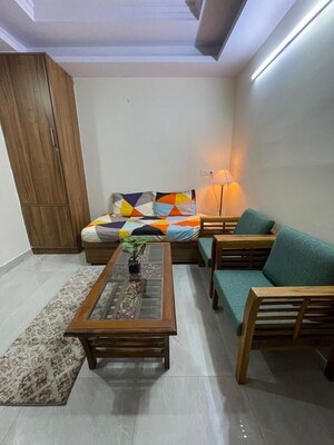 1 BHK Builder Floor For Rent in Dlf City Phase 3