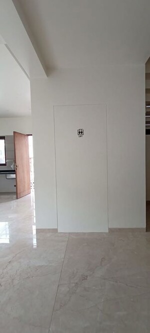 Room in 4 BHK Villa at Taksh Elanza, Bhayli – for Sale