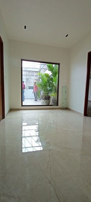 Room in 4 BHK Villa at Taksh Elanza, Bhayli – for Sale