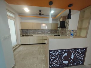 Kitchen in 4 BHK Apartment at Parsvnath Planet Plaza, Gomti Nagar – for Rent