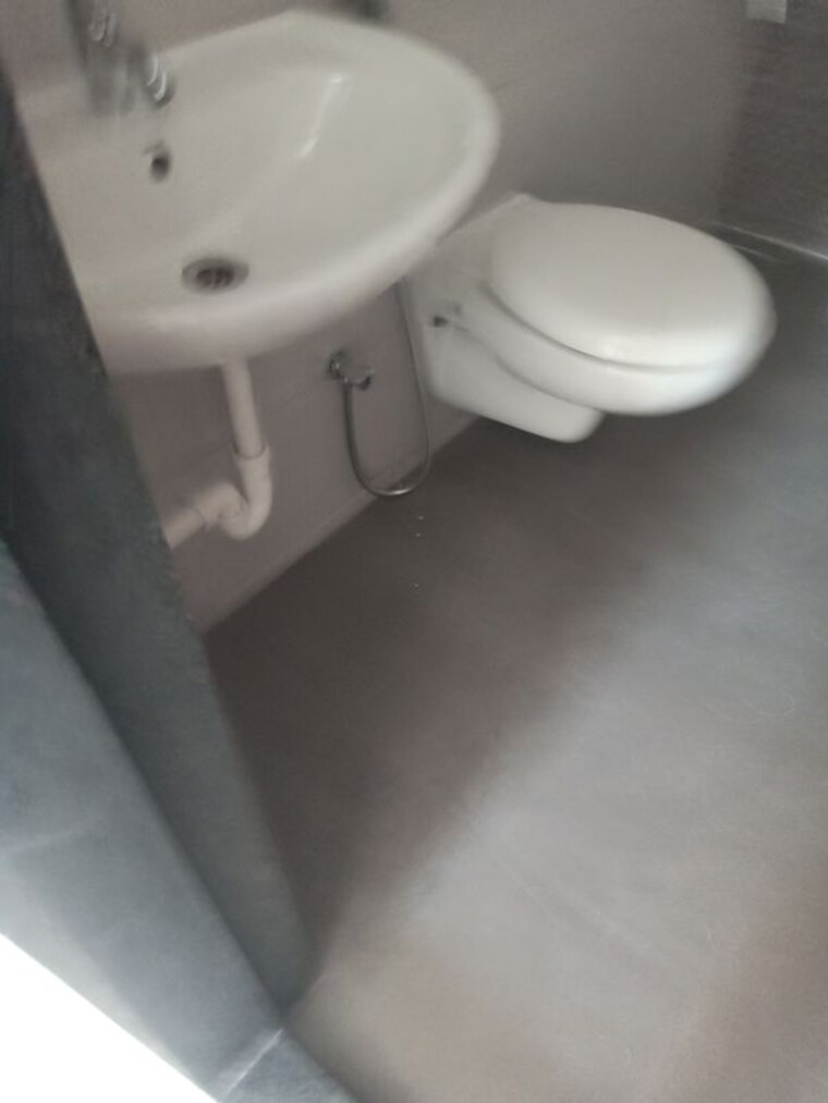 Bathroom, dighi 2 Bedroom 950 Sq.Ft. Apartment In Dighi Pune 10657850