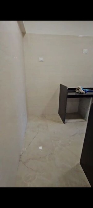 Furnished Amenities in 3 BHK Apartment at Cosmopolis Tower, Andheri West – for Sale