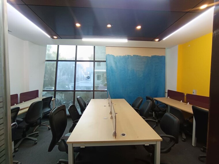 Team Area, sector 2 Commercial Office Space 1800 Sq.Ft. In Sector 2 Noida 10657922