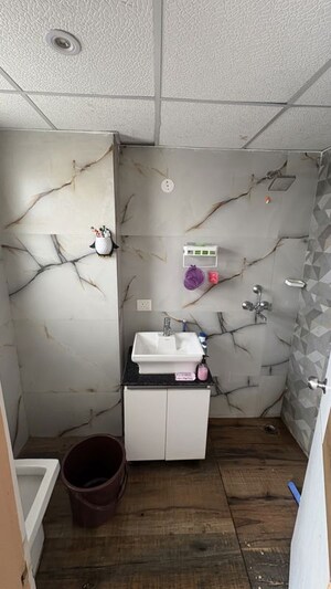 Bathroom in 3 BHK Apartment at Ahinsa Khand 2 – for Rent